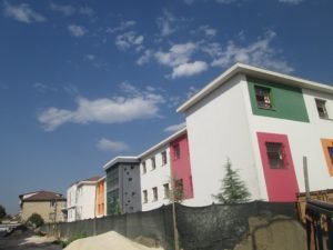 Prapa shkollës "Musine Kokalari"