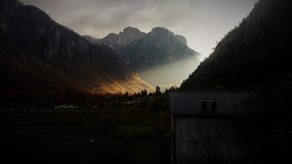 (c) Ilir Bajri, 2016