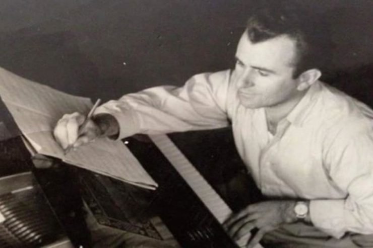 KËNGA DHE FILMI NË MUZIKËN E TISH DAJISË