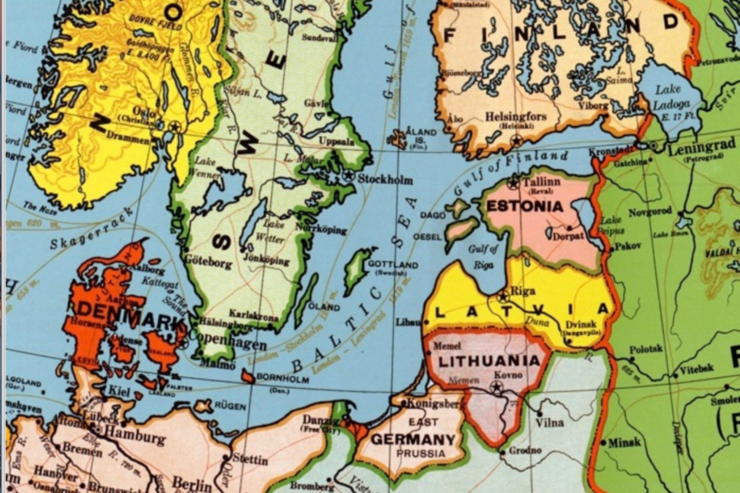 HARTAT SI EMRA TË PËRVEÇËM