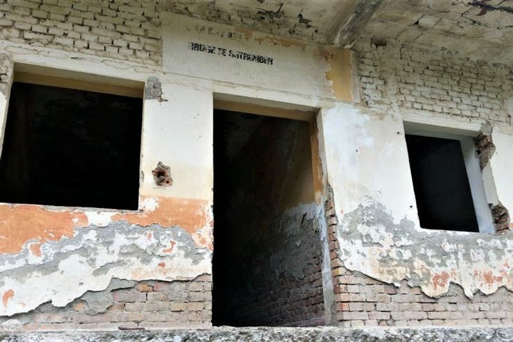 DËSHMIA E MBISHKRIMIT