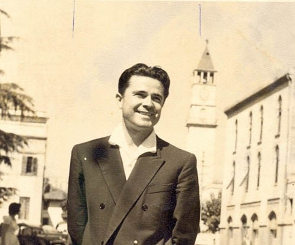 POETI, VJESHTA DHE QIPARISAT