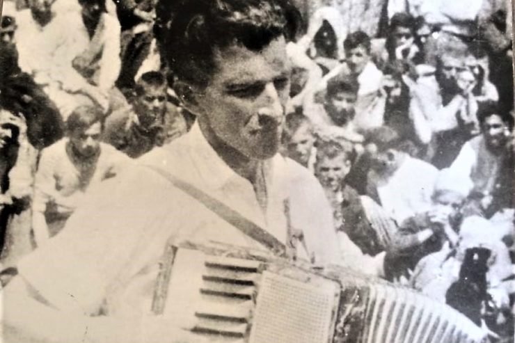 MUZIKË SI E PRENKËS