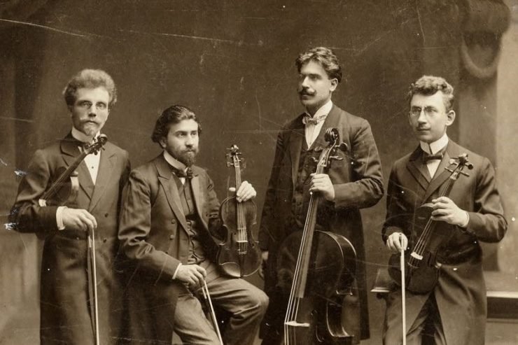 ORKESTRAT E TITANIKUT