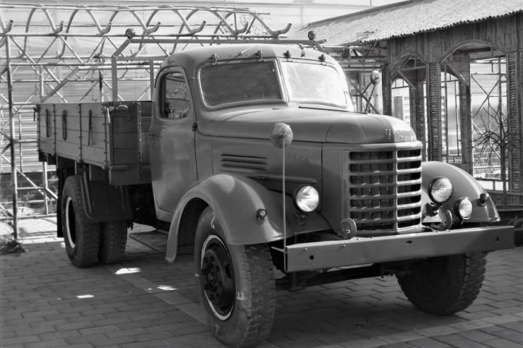 PËRJETIME TË DIKTATURËS