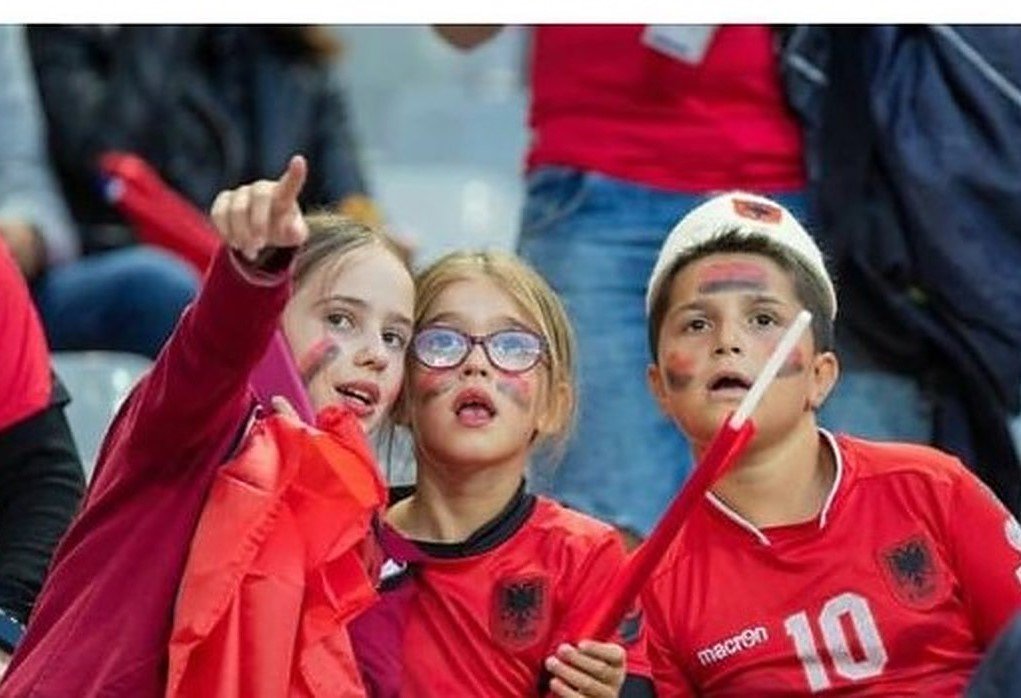 O SA MIR ME QEN’ FRANCEZ, OHEJ!