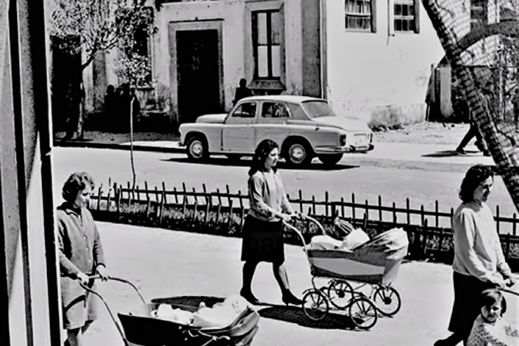 GRA DHE NËNA, GRA SI NËNA