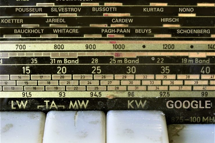 KUJTESA JONË MUZIKORE DHE UMBERTO ECO