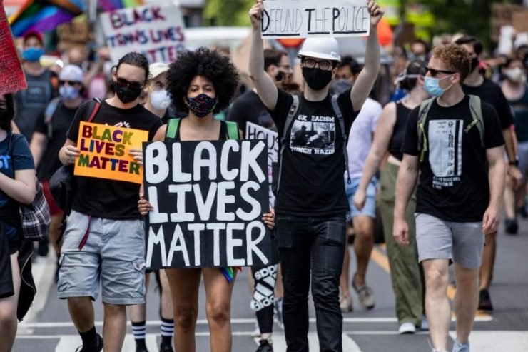 POLARIZIMI POLITIK PËRMES BLM