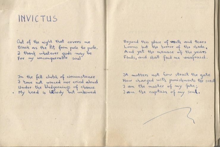 INVICTUS: POEZIA QË NA ERDHI NË BURG