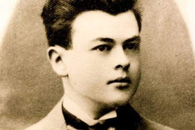 SQARIM PËR HAXHIADEMIN