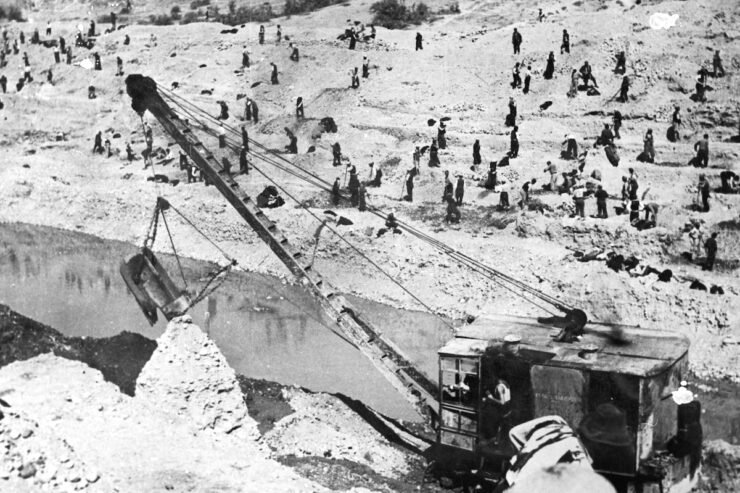 SHEQER ME SHIJE GJAKU