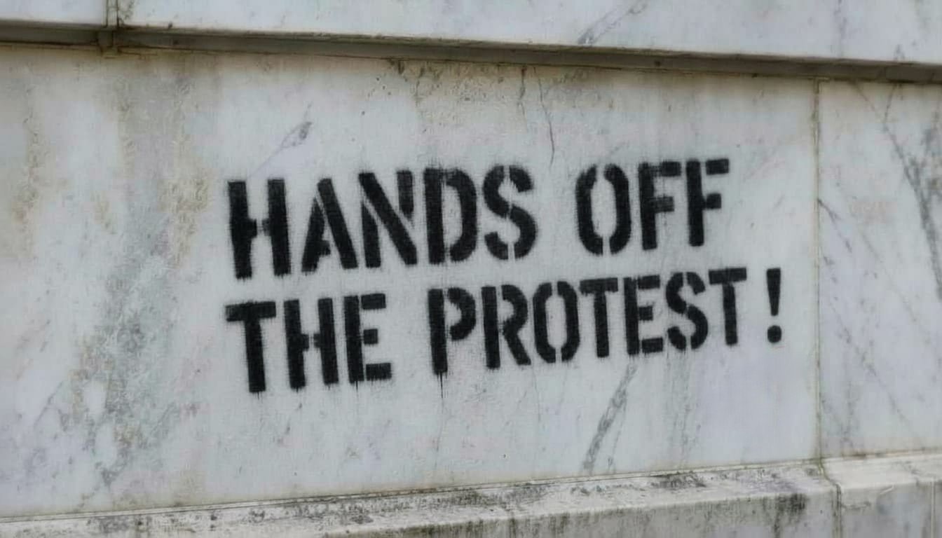 “HANDS OFF” NGA PROTESTA