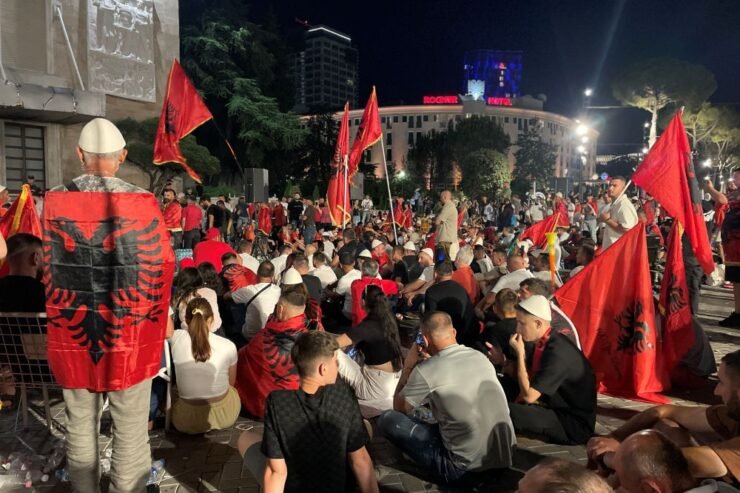 BULEVARDI QË U SHNDËRRUA NË SHESH